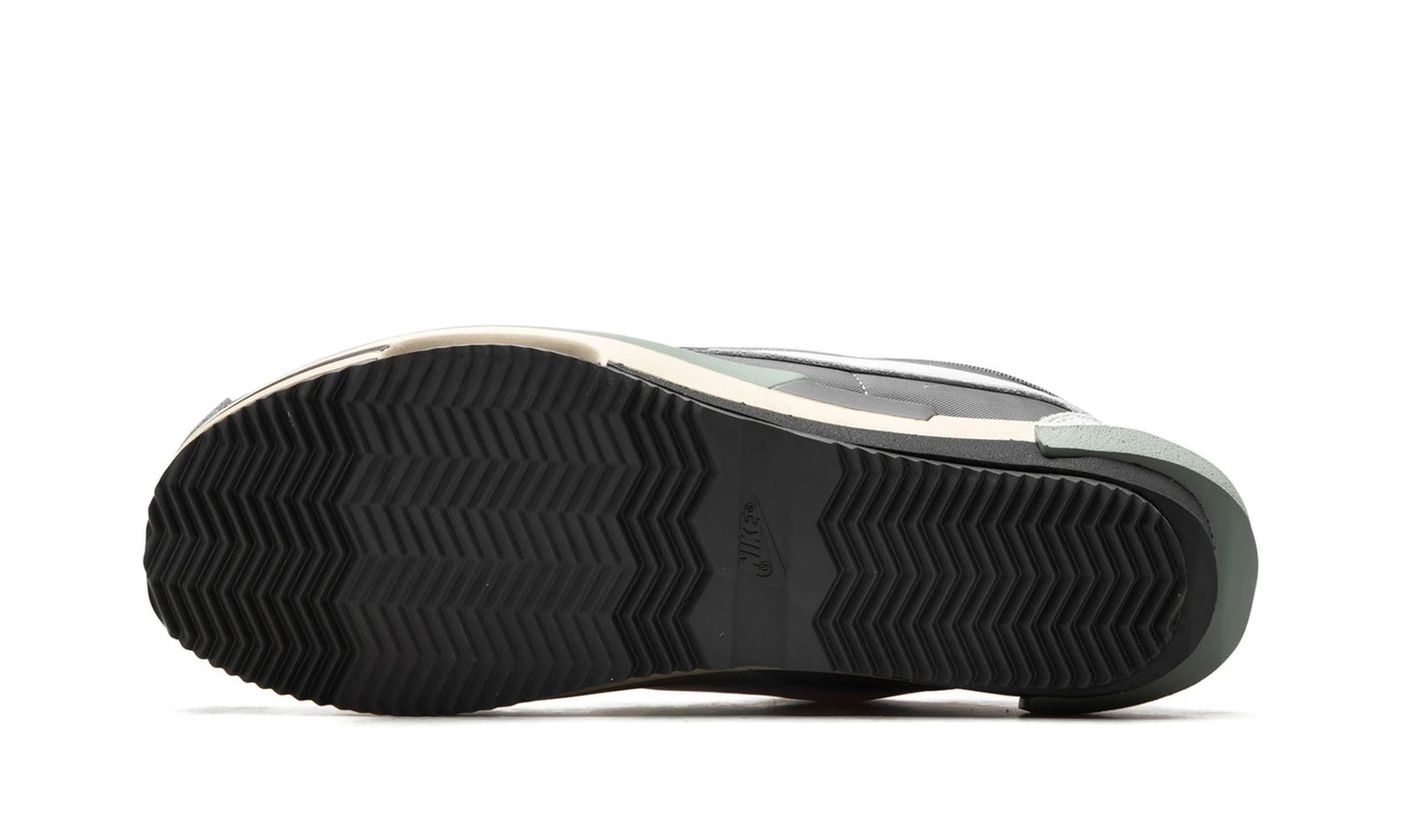 Nike Zoom Cortez SP sacai Iron Grey