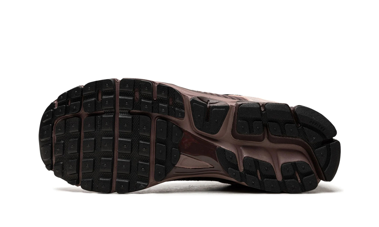 Nike Zoom Vomero 5 'Plum Eclipse' (W)