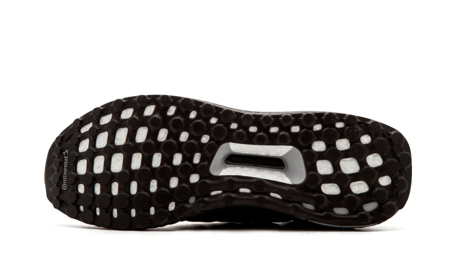 adidas ULTRA BOOST 'Triple Black 3.0'