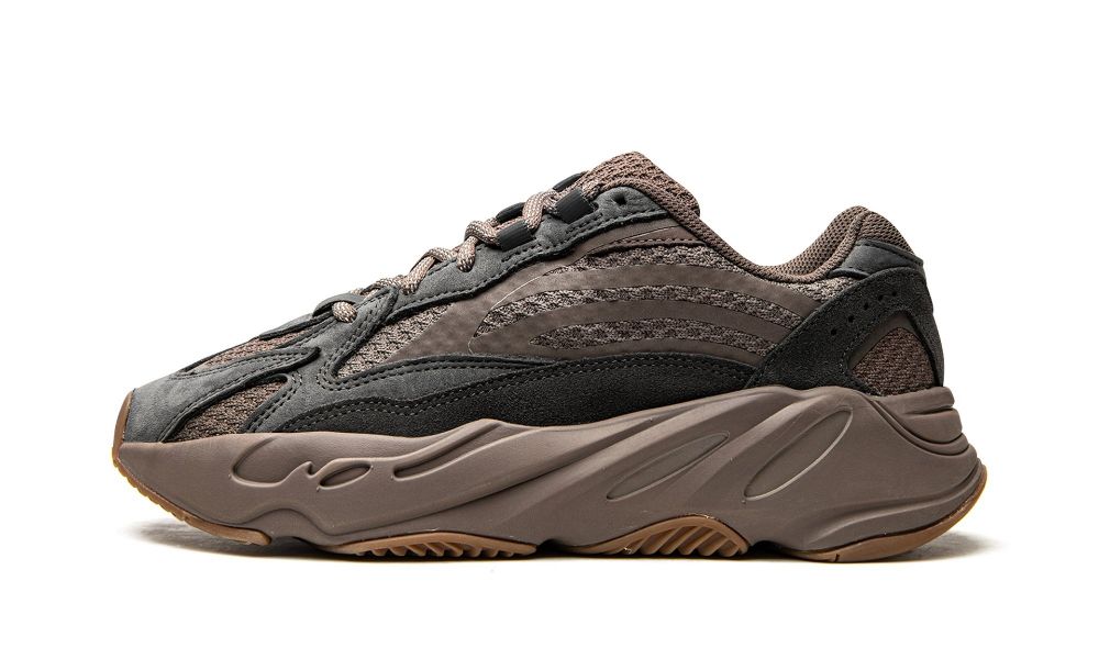 adidas Yeezy Boost 700 V2 'Mauve' Reborn. adidas Yeezy Boost 700 V2 'Mauve' Reborn.