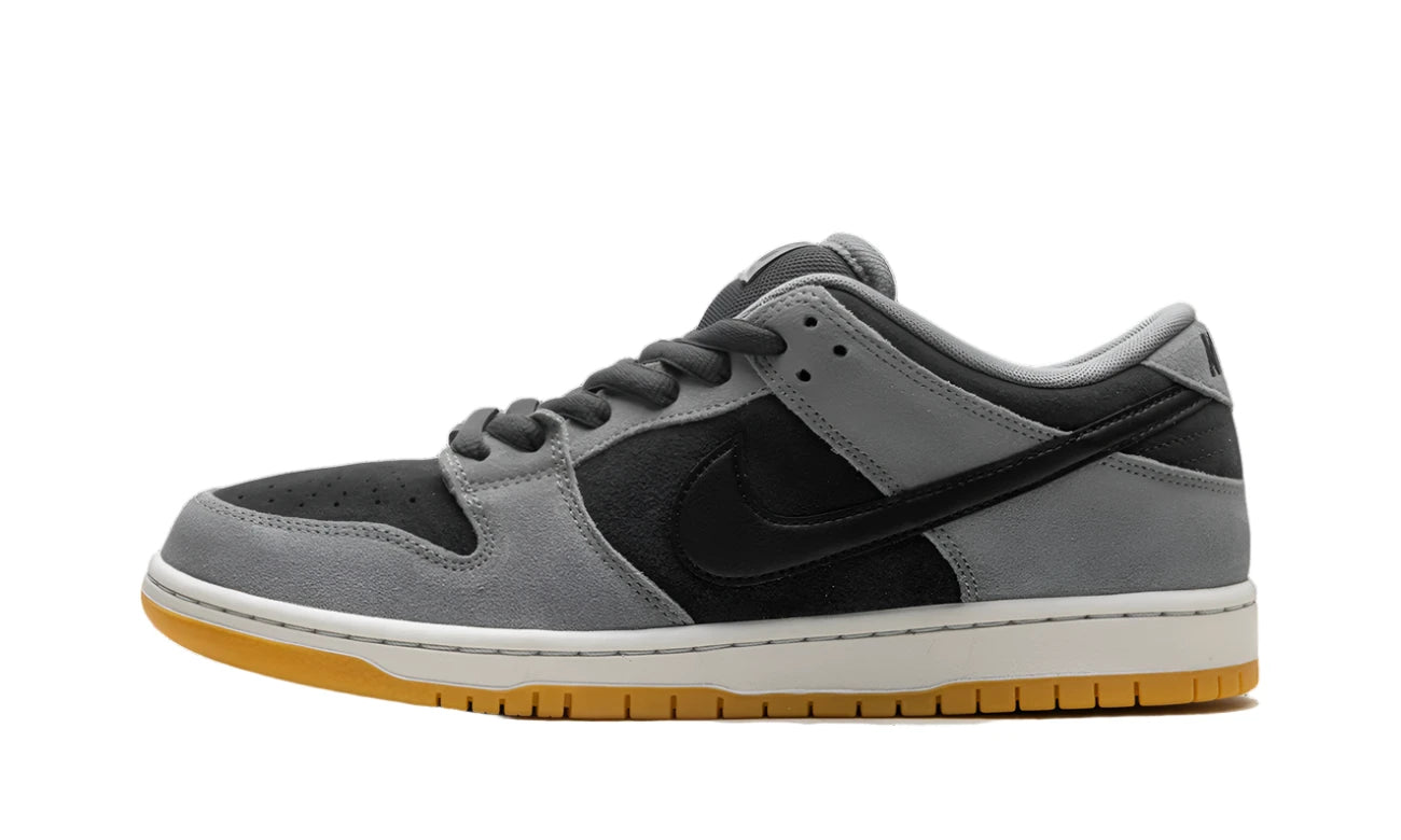 Nike SB Dunk Low 'Dark Smoke Grey'