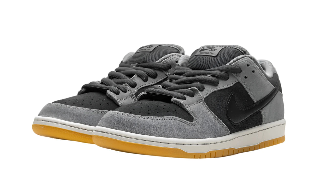 Nike SB Dunk Low 'Dark Smoke Grey'