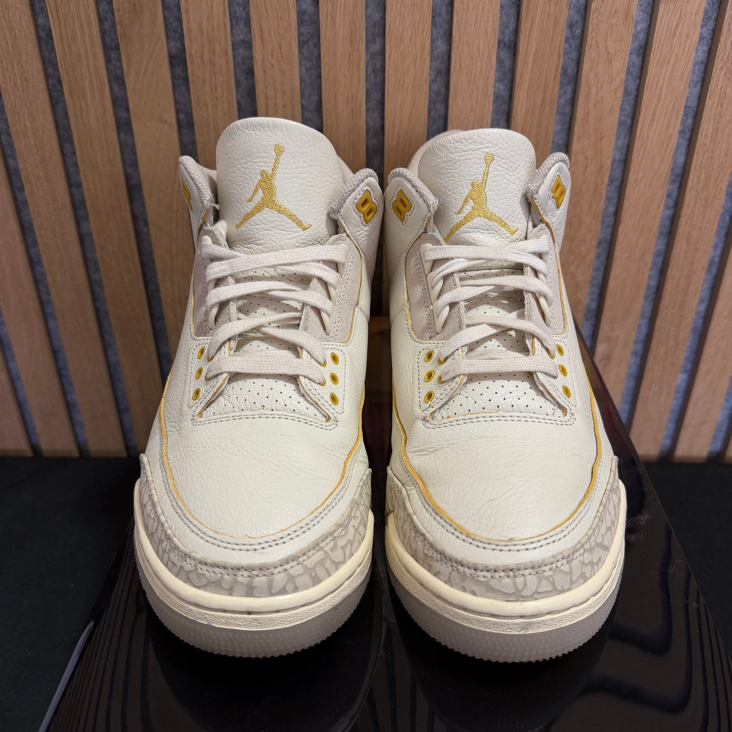 Air Jordan 3 Retro SP 'J Balvin - Medellín Sunset' (PRE-OWNED)