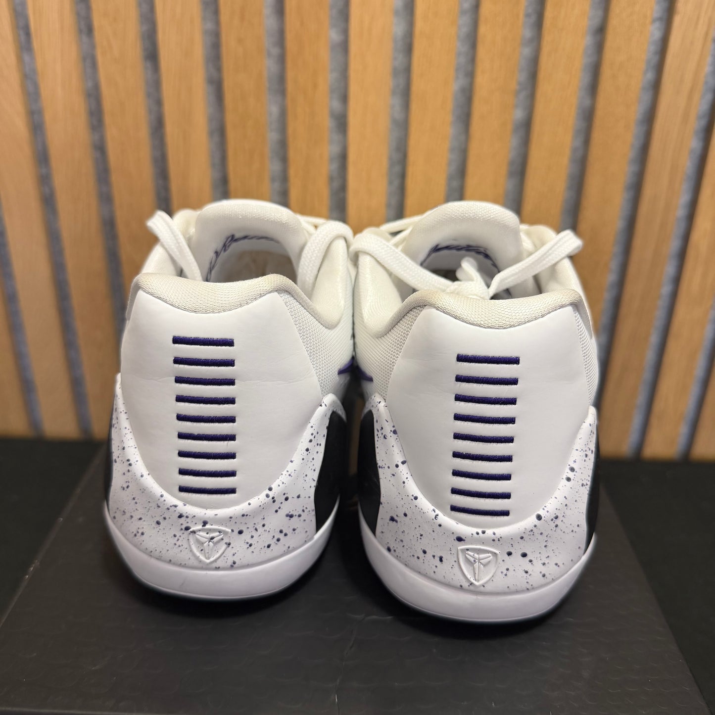 Nike Kobe 9 Elite Low EM Protro 'White Court Purple' (PRE-OWNED)