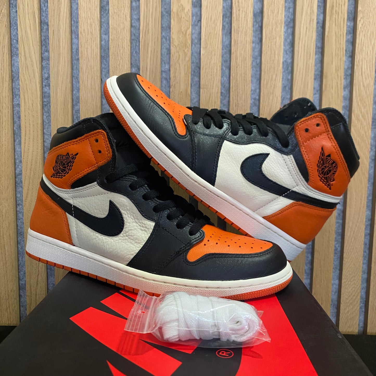 Air Jordan 1 Retro High OG 'Shattered Backboard' (2015) (PRE-OWNED)