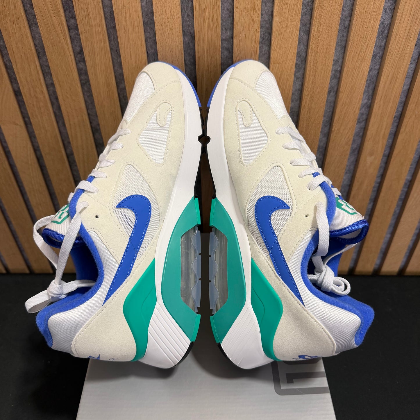 Nike Air 180 'Bluebird' (PRE-OWNED)