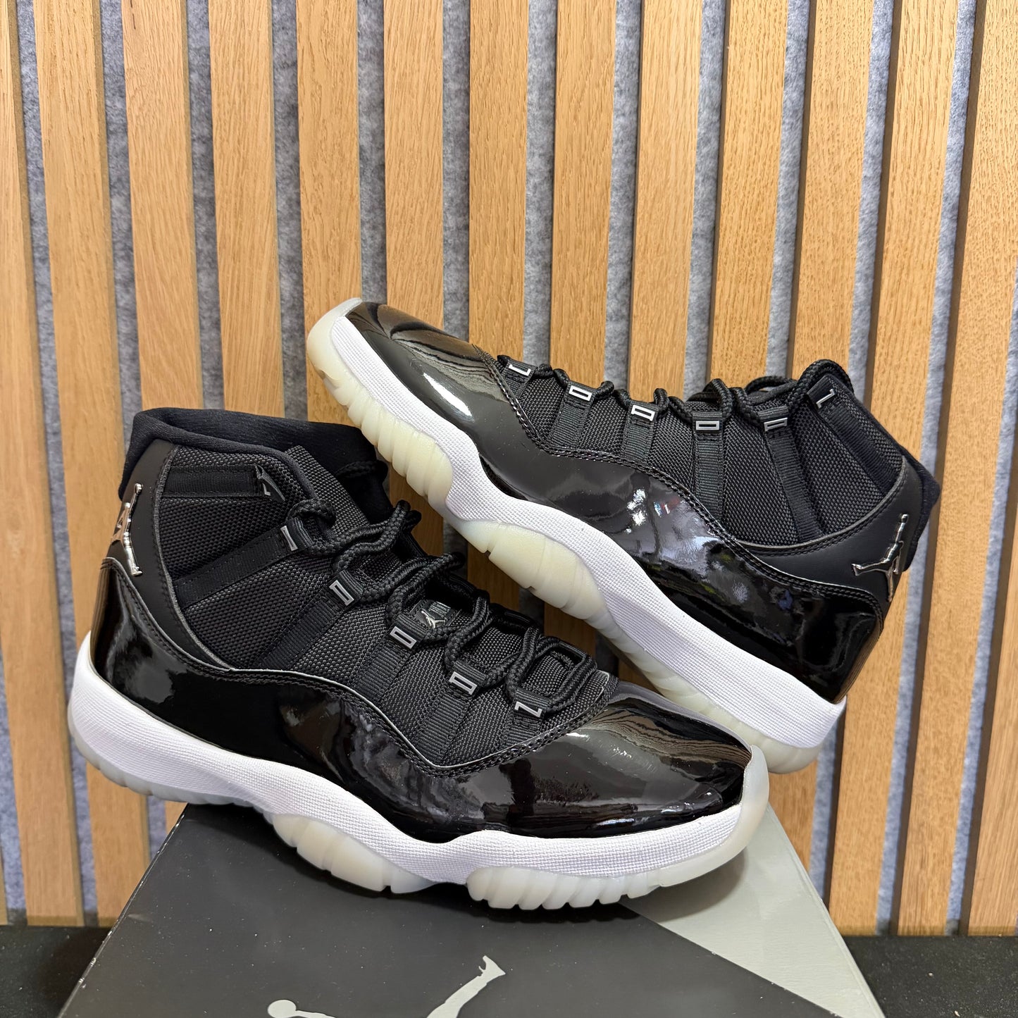 Air Jordan 11 Retro 'Jubilee' 25th Anniversary (PRE-OWNED)