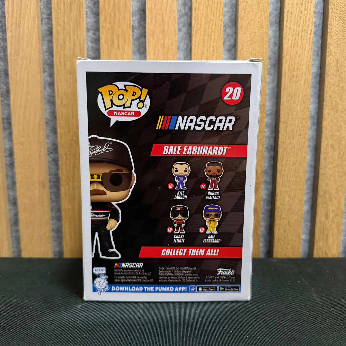 Funko Pop! NASCAR Dale Earnhardt (Fanatics Exclusive) #20