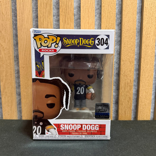 Funko Pop! Rocks Snoop Dogg Steelers Jersey (Funko Exclusive Limited 15,000) Figure #304