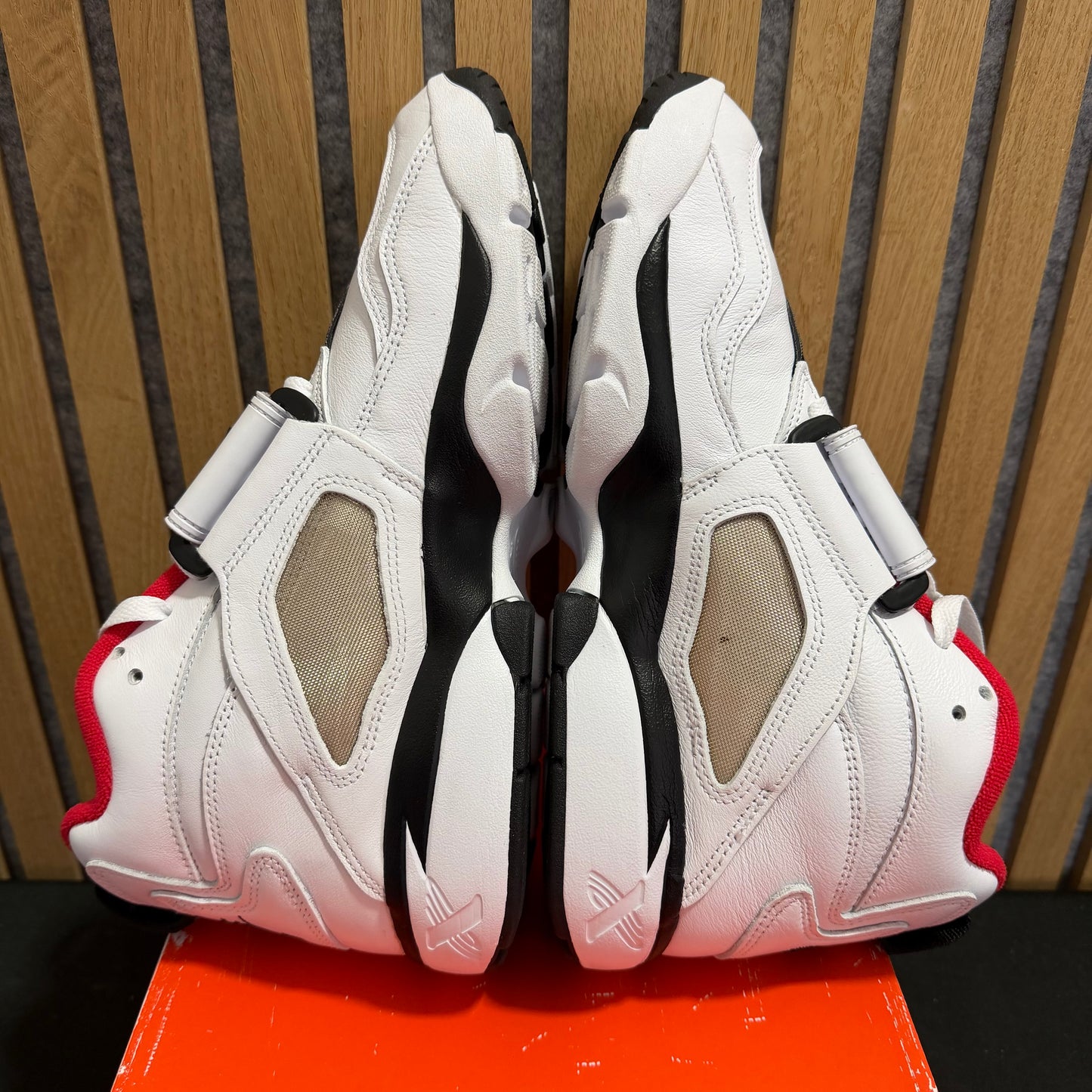 Nike Air Diamond Turf Proto '92 'Atlanta Falcons' (PRE-OWNED)