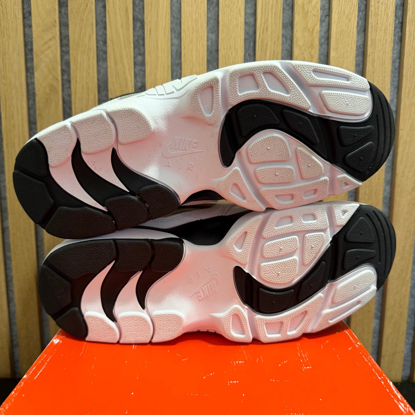 Nike Air Diamond Turf Proto '92 'Atlanta Falcons' (PRE-OWNED)