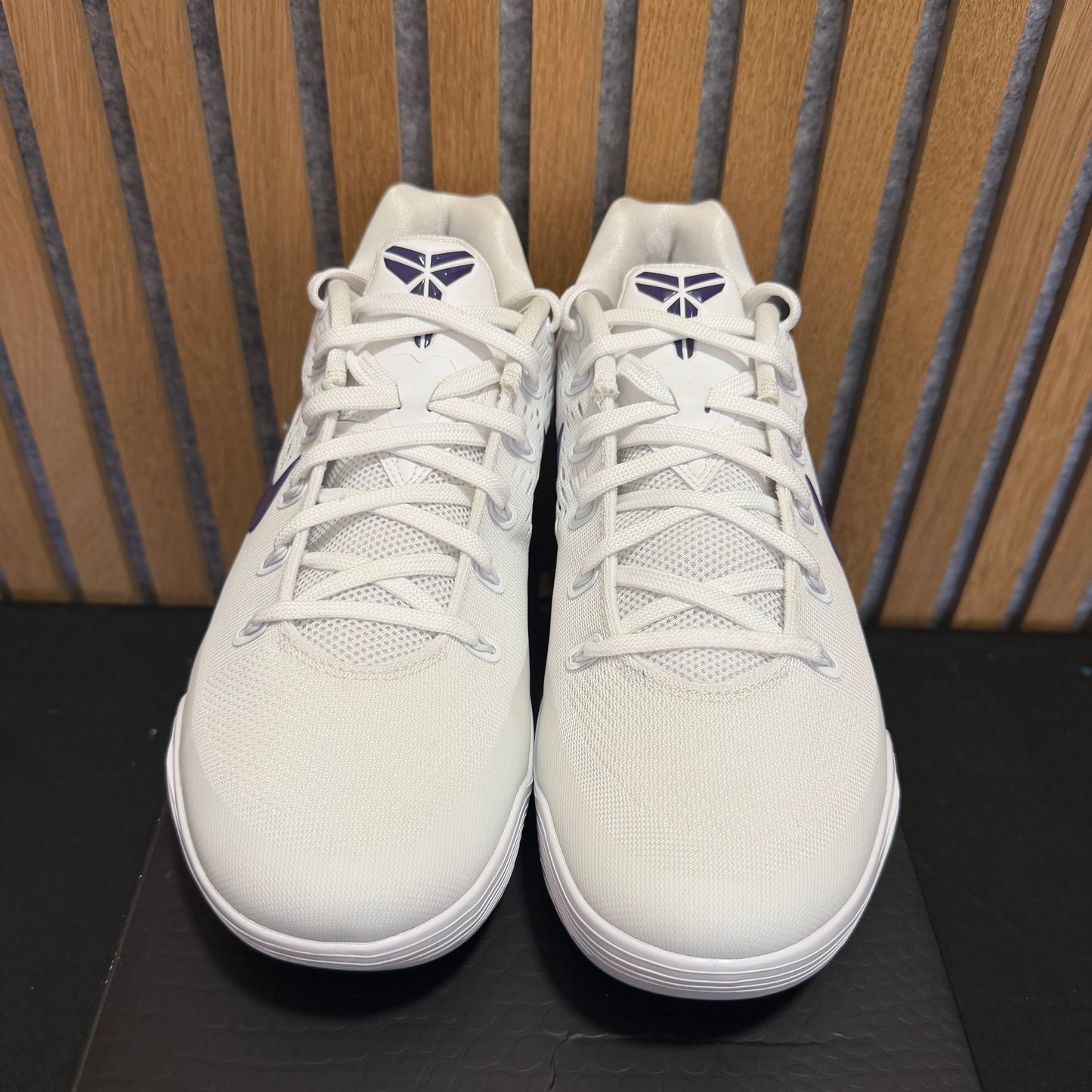 Nike Kobe 9 Elite Low EM Protro 'White Court Purple' (PRE-OWNED)