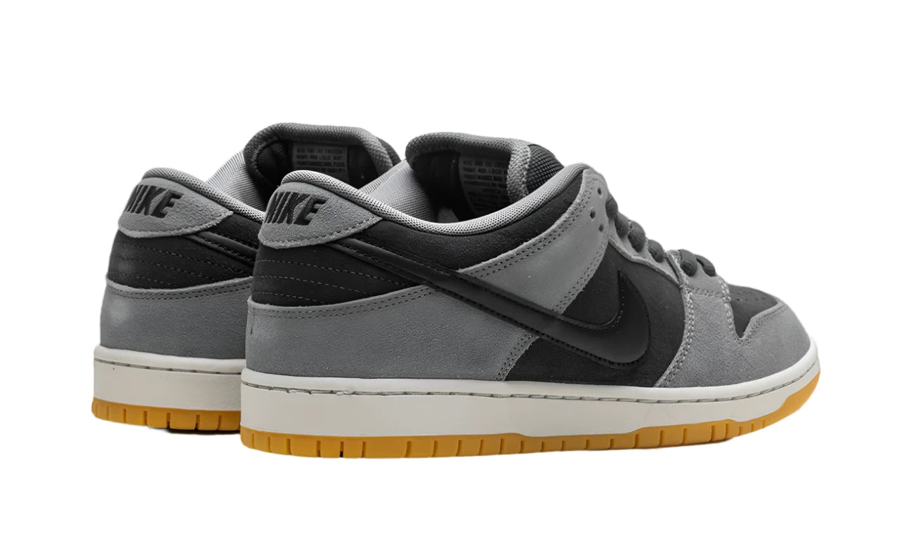 Nike SB Dunk Low 'Dark Smoke Grey'