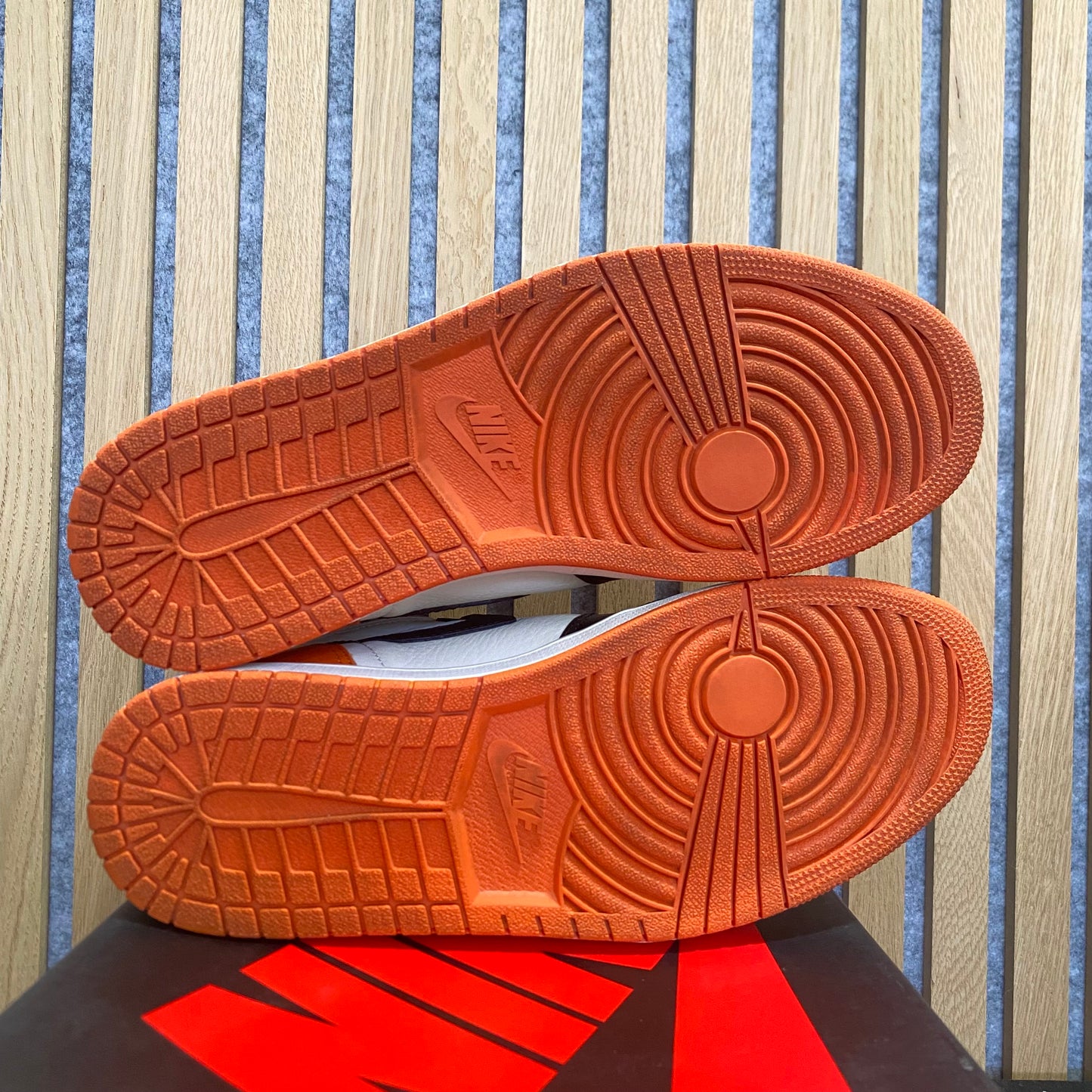 Air Jordan 1 Retro High OG 'Shattered Backboard' (2015) (PRE-OWNED)