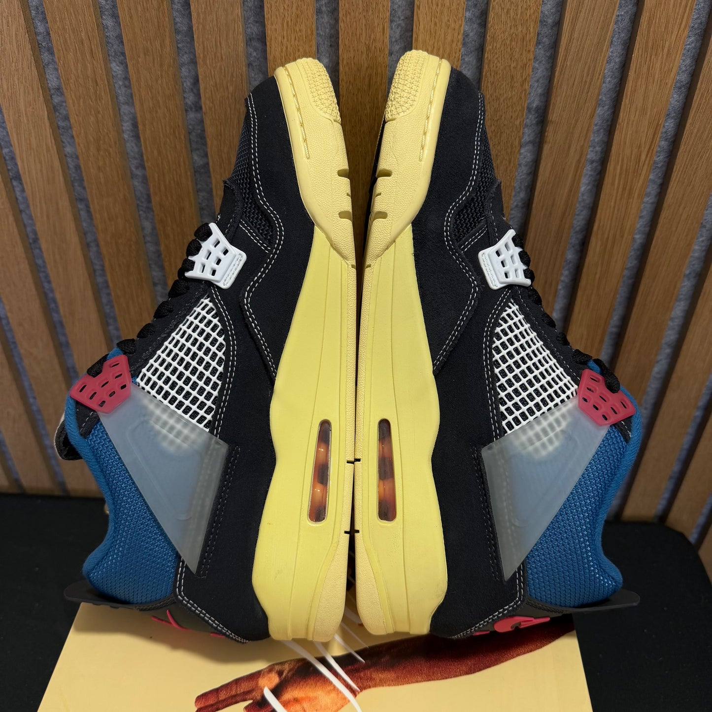 Air Jordan 4 Retro 'Union LA - Off Noir' (PRE-OWNED)