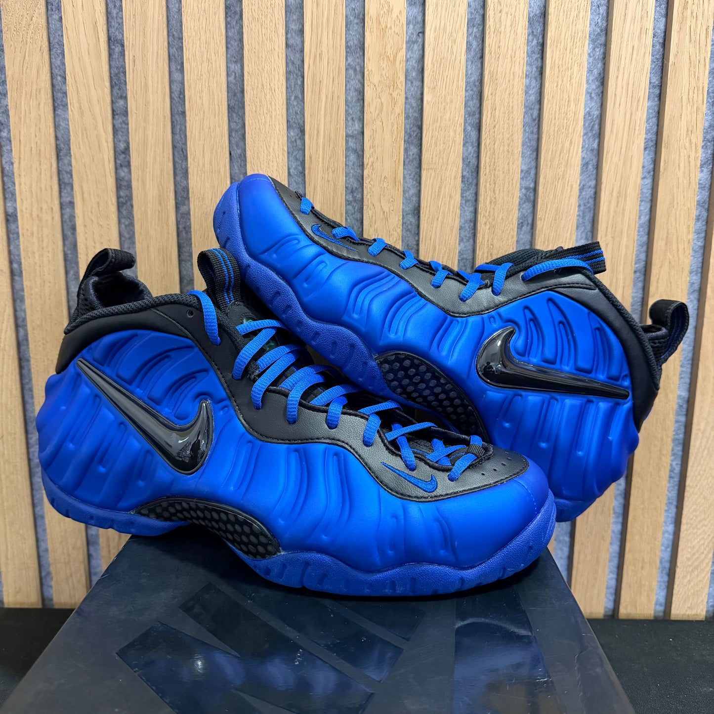 Nike Air Foamposite Pro 'Hyper Cobalt' (PRE-OWNED)