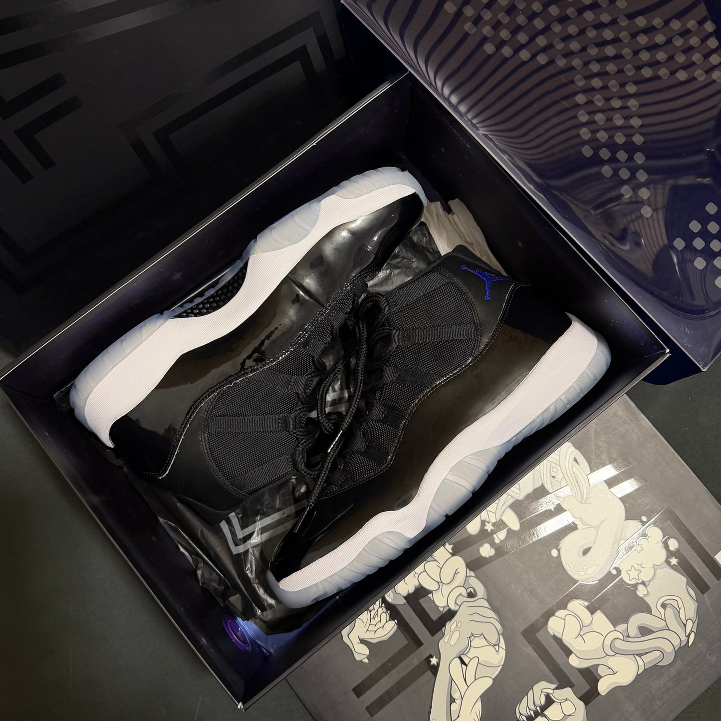 Air Jordan 11 Retro 'Space Jam' (2016) (PRE-OWNED)