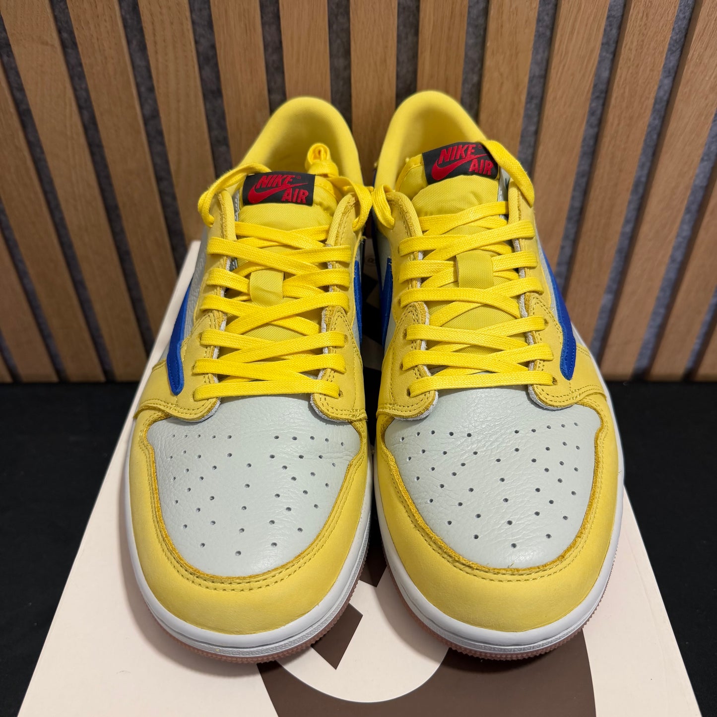 Air Jordan 1 Retro Low OG SP 'Travis Scott - Canary' (W) (PRE-OWNED)