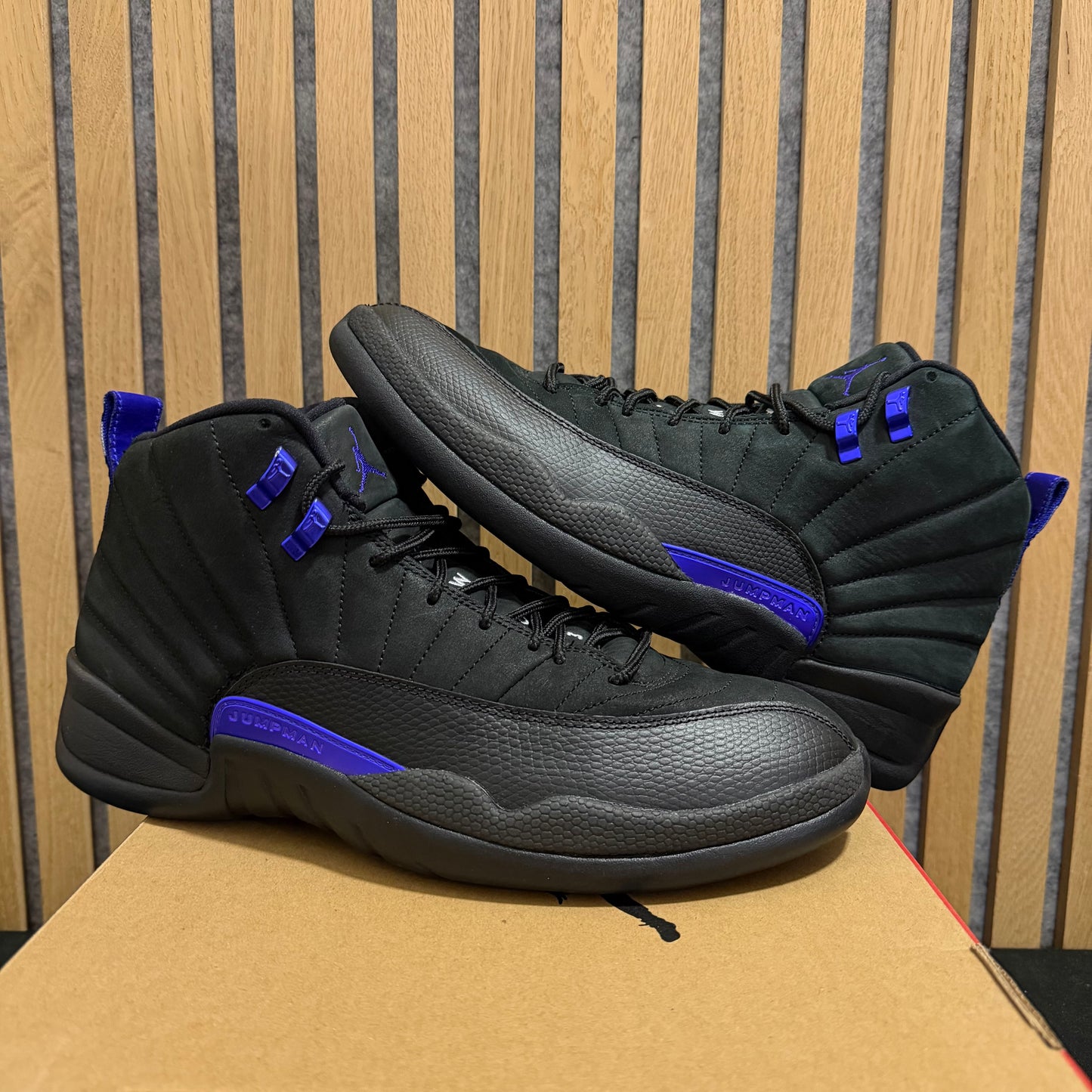 Air Jordan 12 Retro 'Black Dark Concord' (PRE-OWNED)