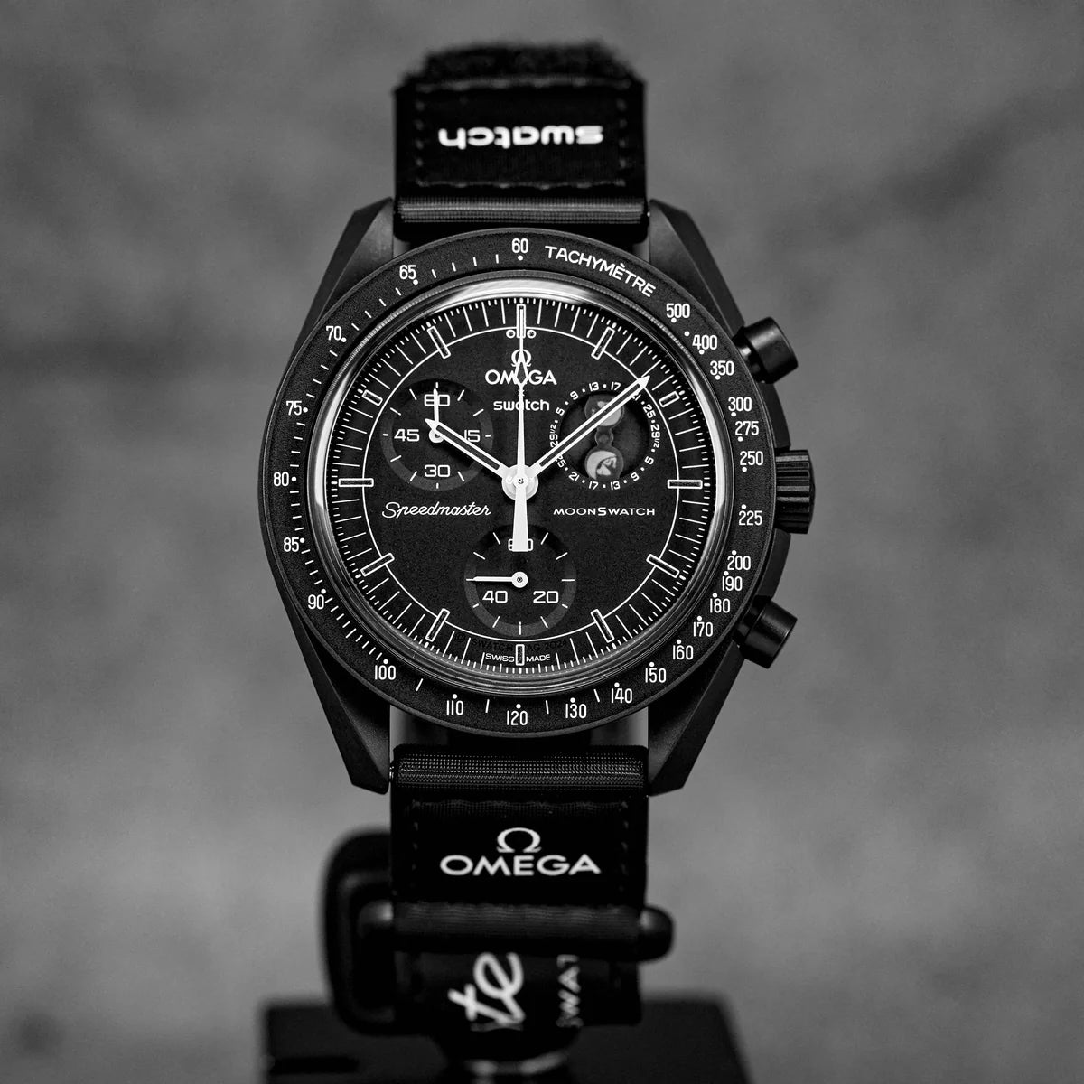 Swatch x Omega Bioceramic Moonswatch Mission To Moonphase Snoopy - Black