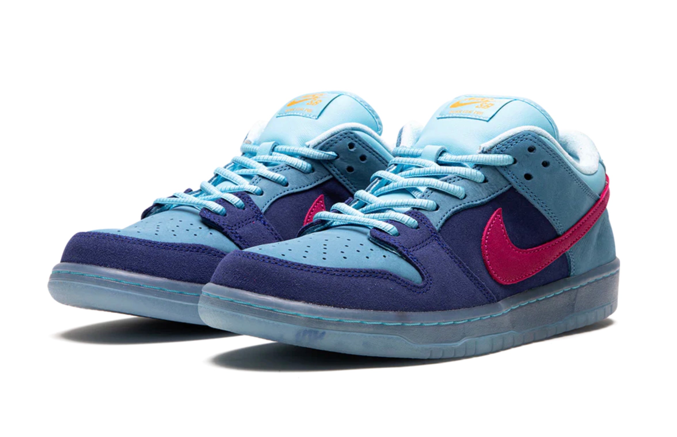 Nike SB Dunk Low 'Run The Jewels' – Reborn.