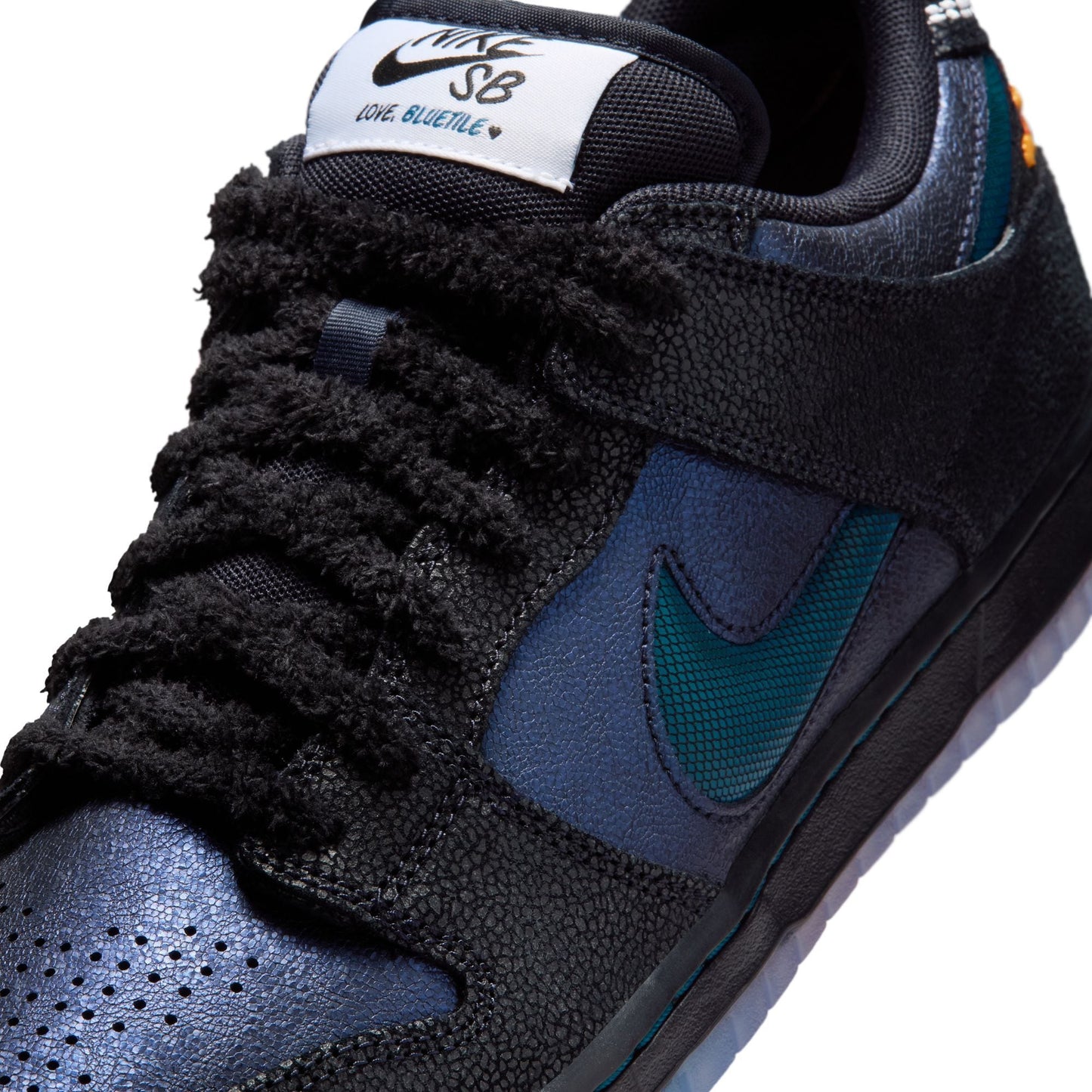 Nike SB Dunk Low Pro 'Bluetile Skateboards'