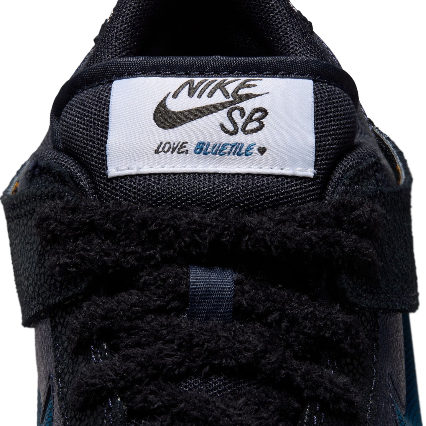 Nike SB Dunk Low Pro 'Bluetile Skateboards'