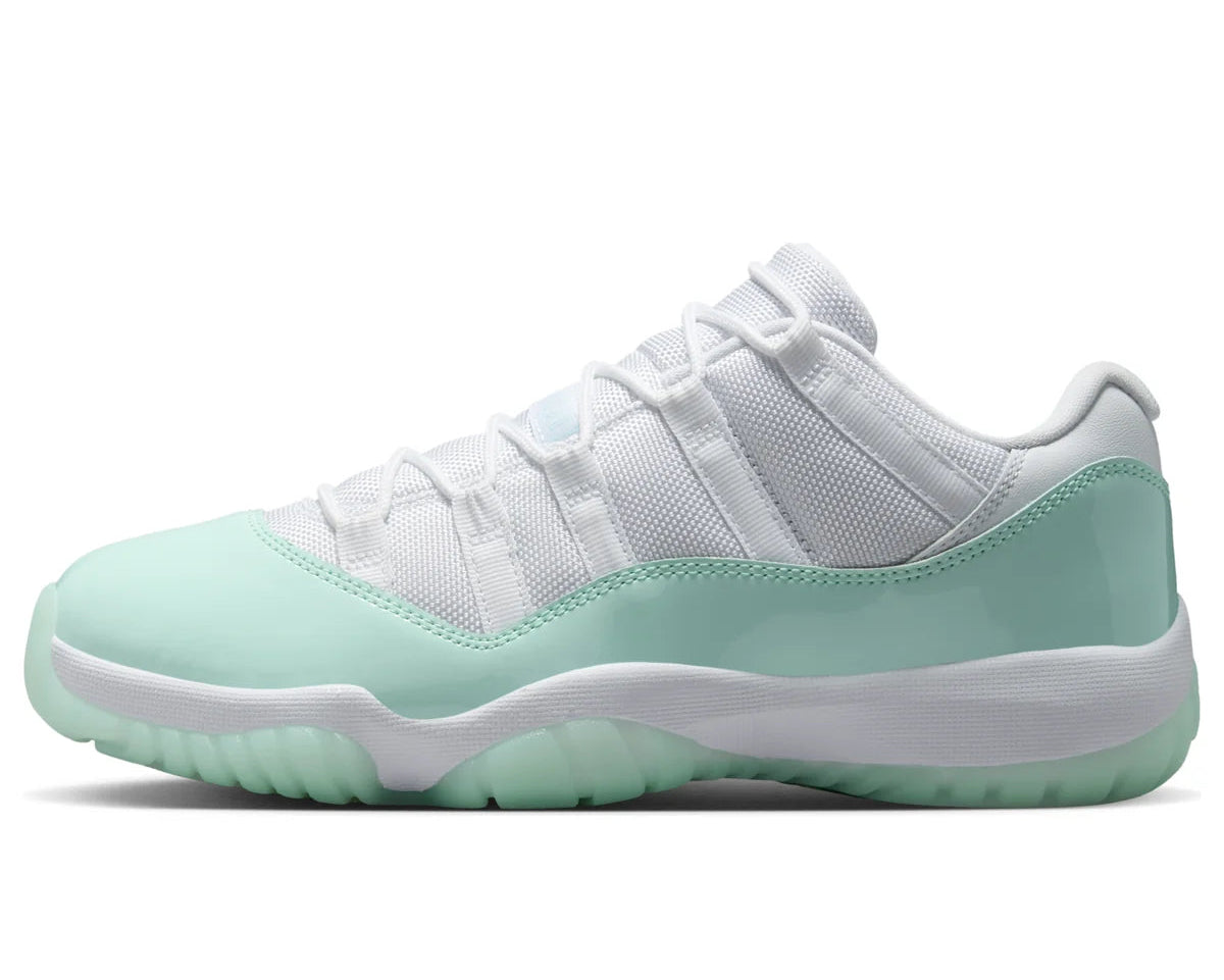 Air Jordan 11 Retro Low 'Igloo' (W)