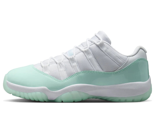 Air Jordan 11 Retro Low 'Igloo' (W)