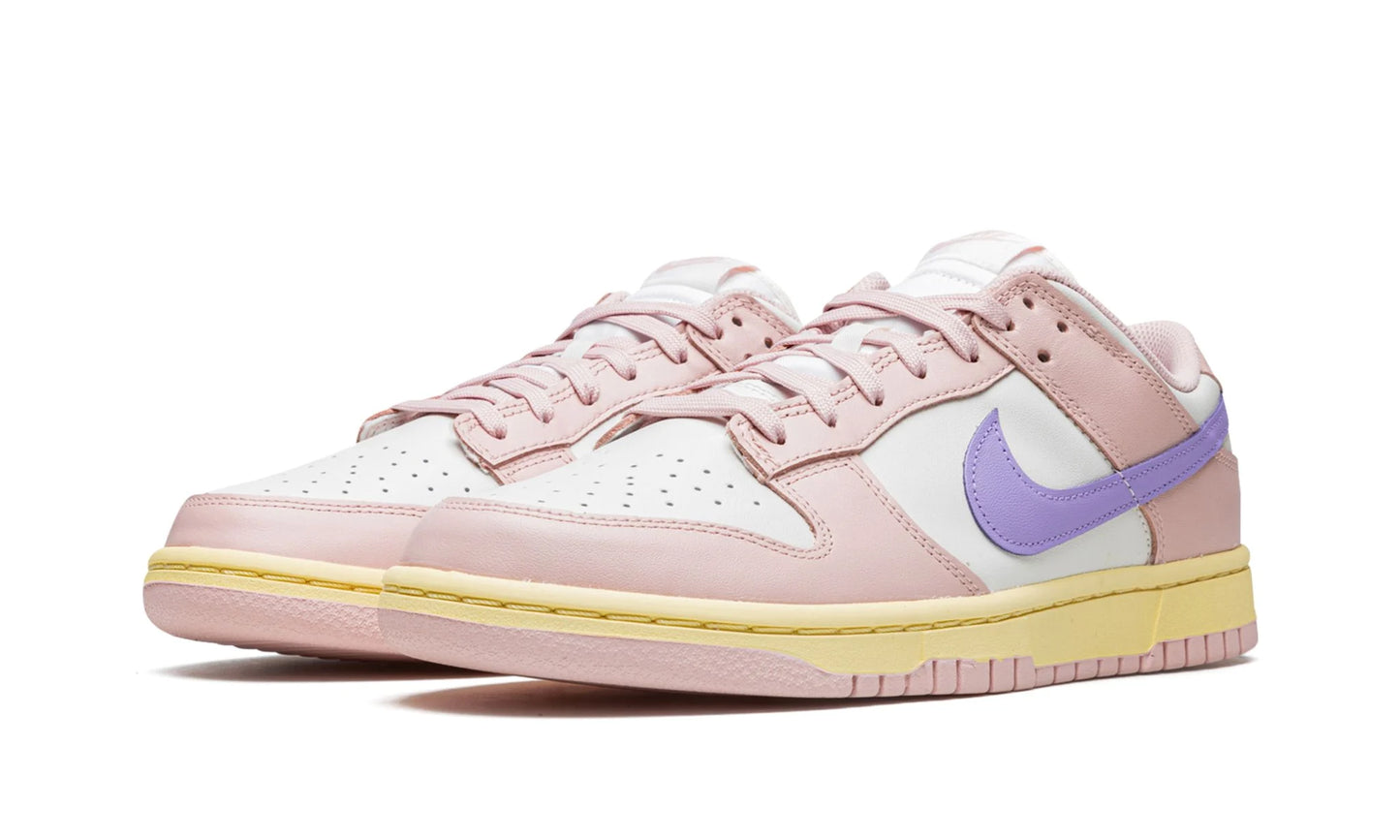 Nike Dunk Low 'Pink Oxford' (W)