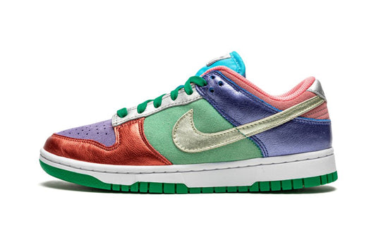 Nike Dunk Low 'Sunset Pulse' (W)