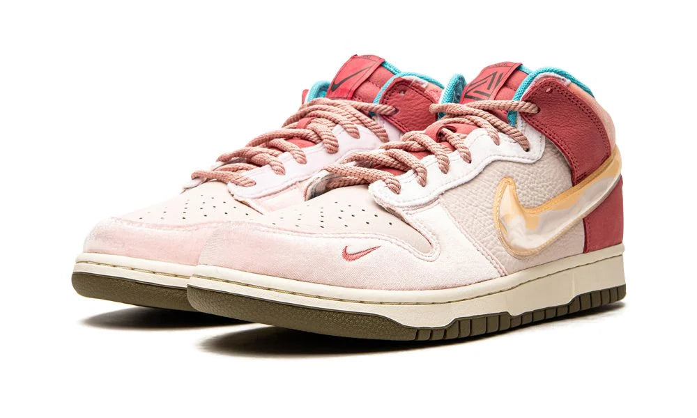 Nike Dunk Mid 'Social Status Free Lunch - Strawberry Milk'