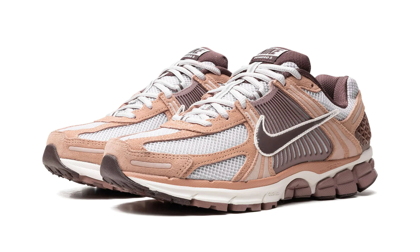 Nike Zoom Vomero 5 'Dusted Clay'