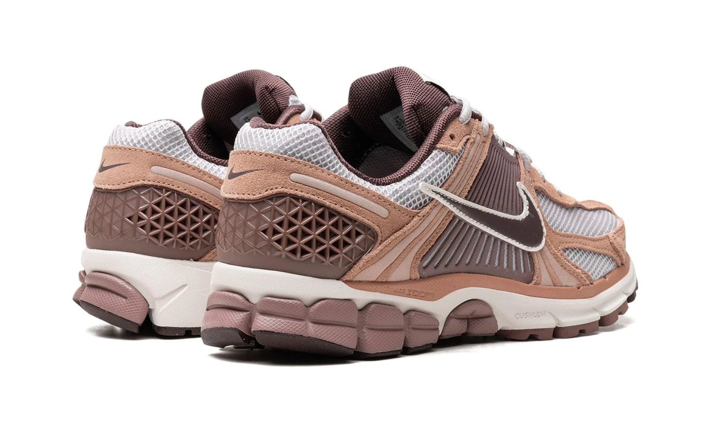 Nike Zoom Vomero 5 'Dusted Clay'