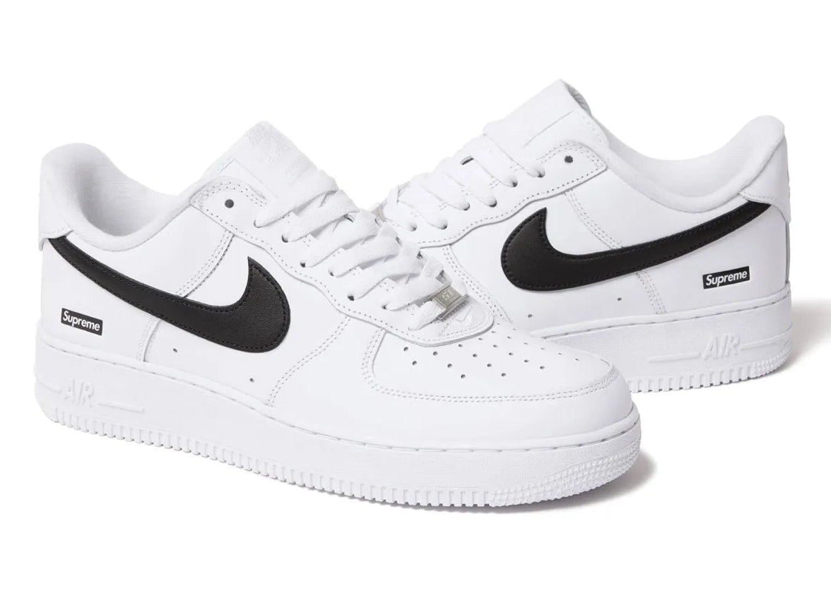 Nike Air Force 1 Supreme ホワイト/ブラック27.5cm Nike Air Force 1 Low 'Supreme - White Black' – Reborn.
