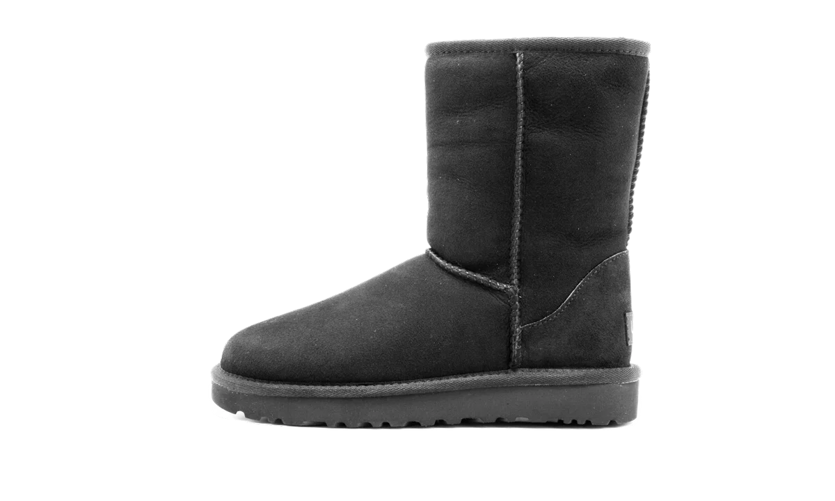 UGG Classic Short II Boot - Black (W)