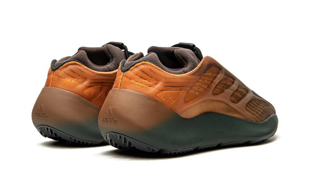 adidas Yeezy 700 V3 'Copper Fade' – Reborn.